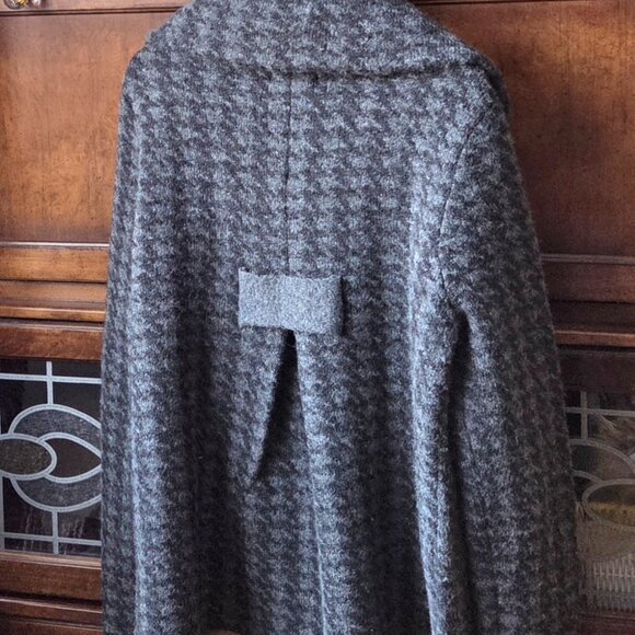 Wool Blend Gray Kenar Cardigan Houndstooth - Picture 8 of 12
